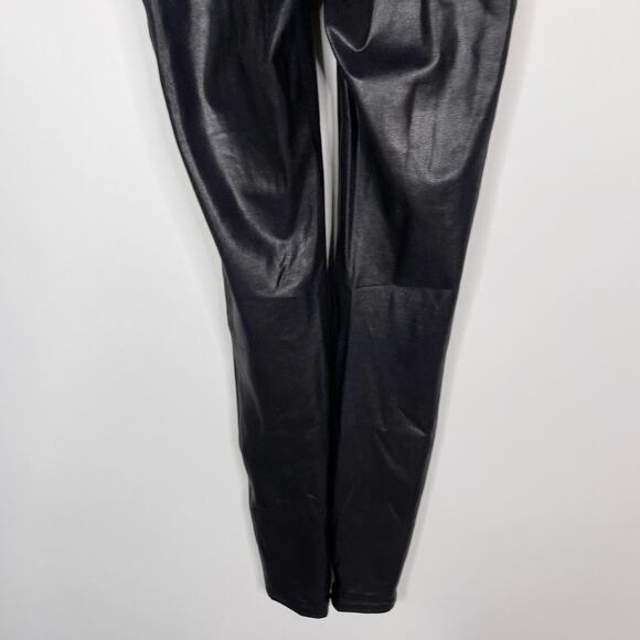 Spanx Maternity Small S Black Faux leather High Waisted Leggings Over The Belly - Picture 7 of 15